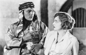 normal_valentino_s_ghost_005_still