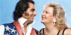 song-sung-blue_592x299