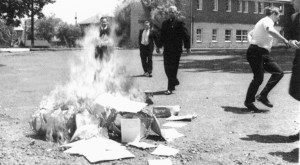 hit-stay_chris_farlekus_300