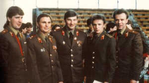 1201x782-03.-RED-ARMY-FU_XXX_ARCHSTILL_FETISOV_BOOK_039_FETISOV_GROUP_MILITARY_001-copy-1160x652
