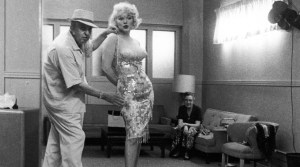 WOMENHESUNDRESSED-KEY