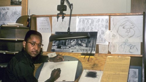 floyd_norman_at_the_board_apprentice_inbetweener_sleeping_beauty_1956-h_2016